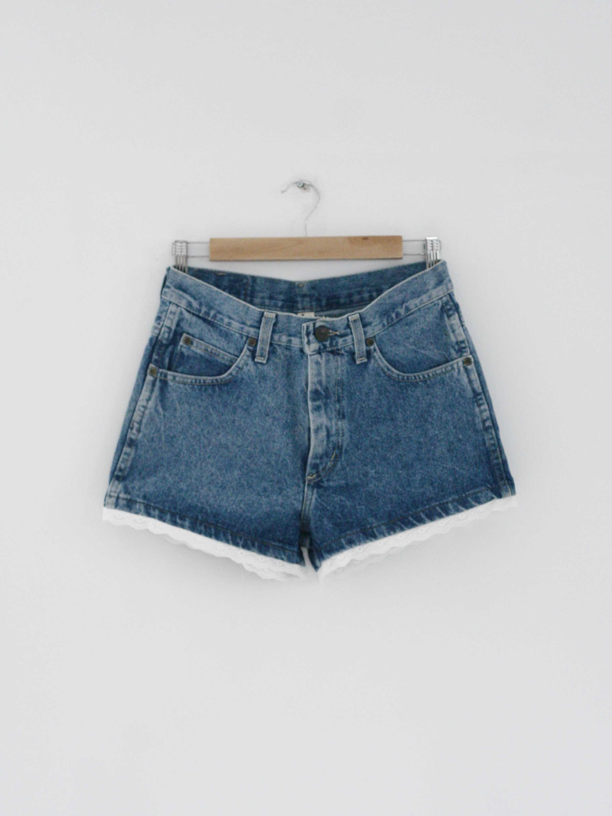 Džínové kraťasy Wrangler s krajkou